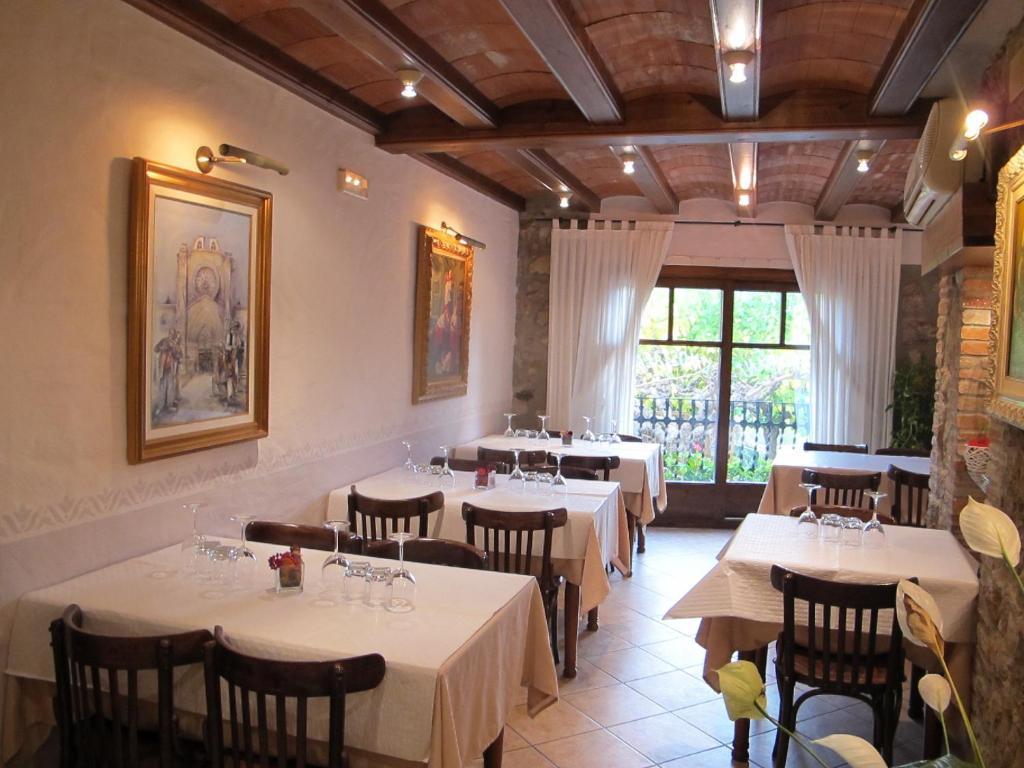 L'Hostalet Alforja Esterno foto
